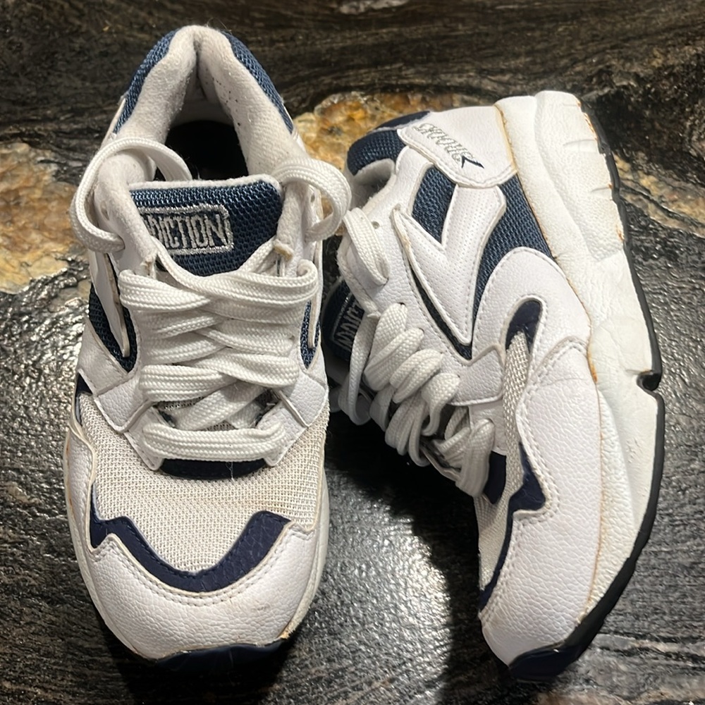 Brooks HydroFlow ST Sneakers Women's Size 6 addiction 36.5 EURO white blue 45616